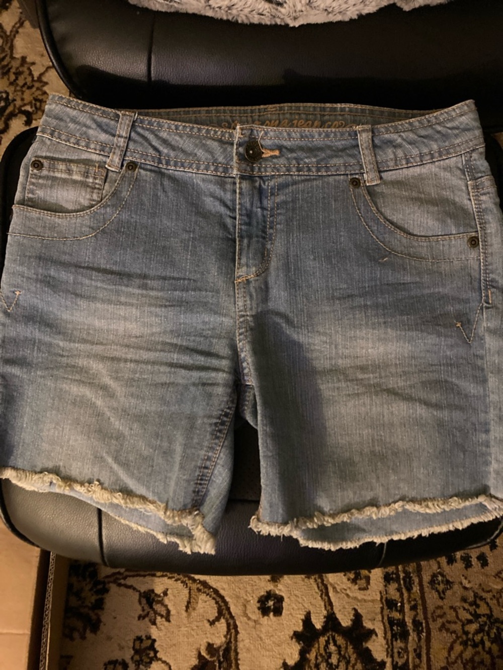 Arizona Jean Company Light Blue Denim Frayed Hem Girls Shorts 10 1/2 Plus